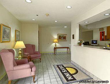 Days Inn By Wyndham Φρέμοντ Εσωτερικό φωτογραφία