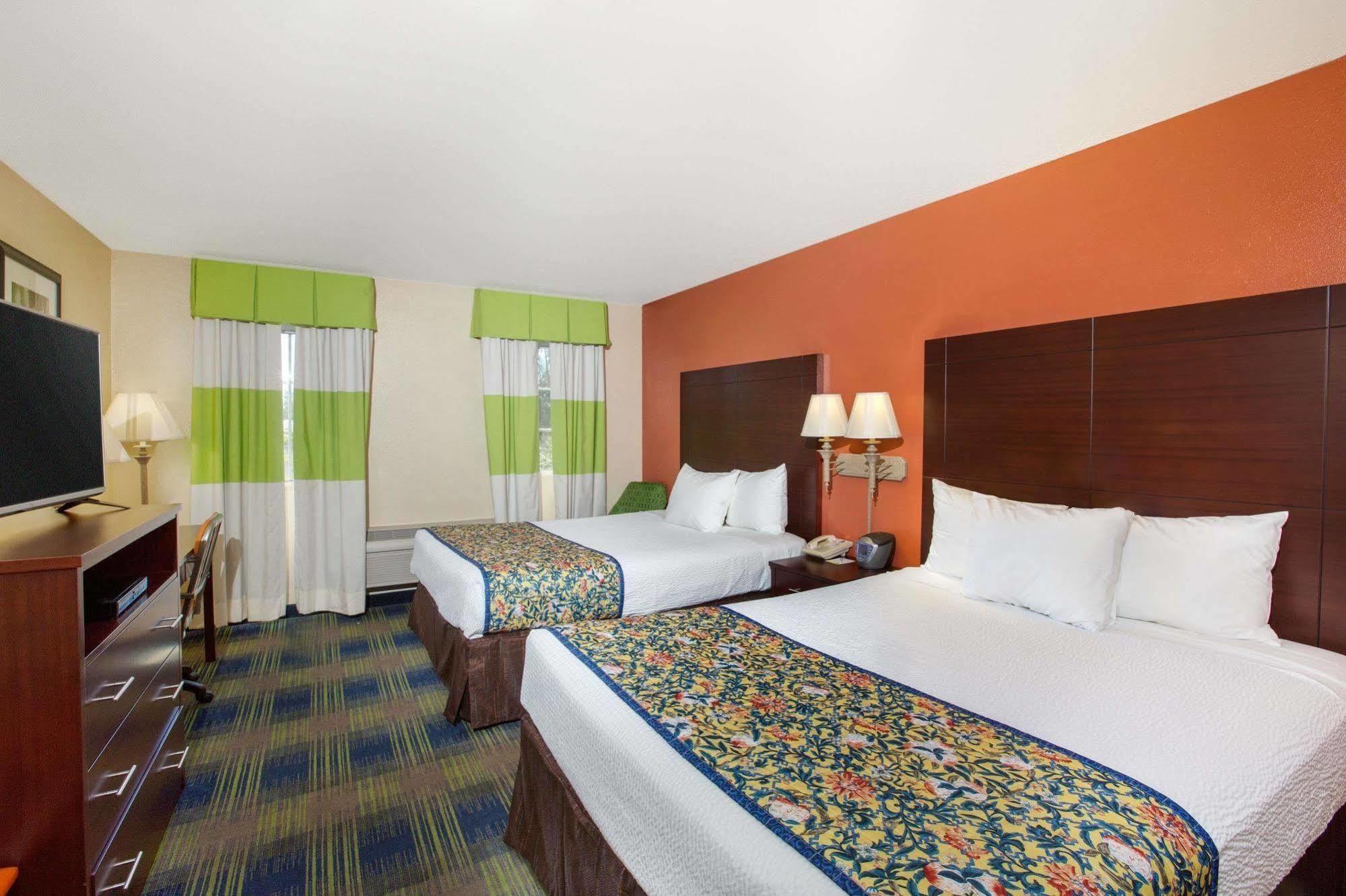 Days Inn By Wyndham Φρέμοντ Εξωτερικό φωτογραφία